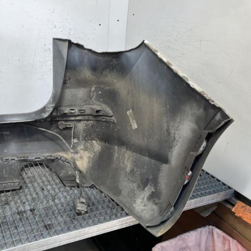 Pare choc arriere VAUXHALL ASTRA J Photo n°4