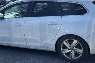 Pare choc arriere VAUXHALL ASTRA J