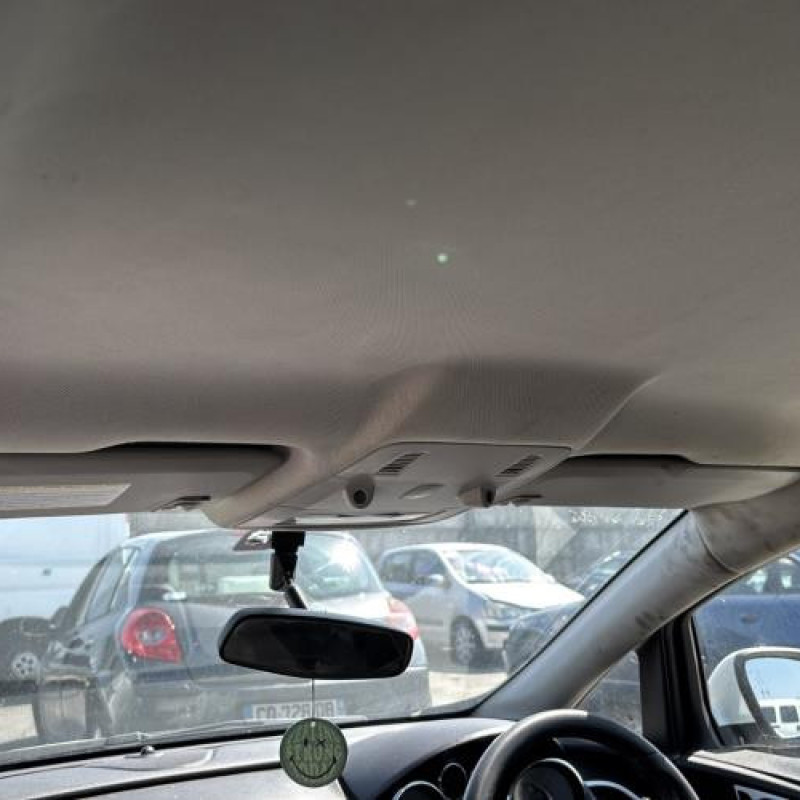 Pare choc arriere VAUXHALL ASTRA J Photo n°17