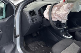 Calculateur moteur VOLKSWAGEN POLO 5