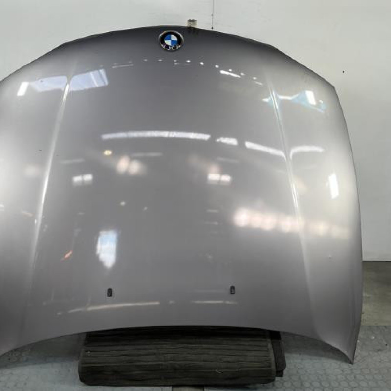 Capot BMW SERIE 1 E87 Photo n°1