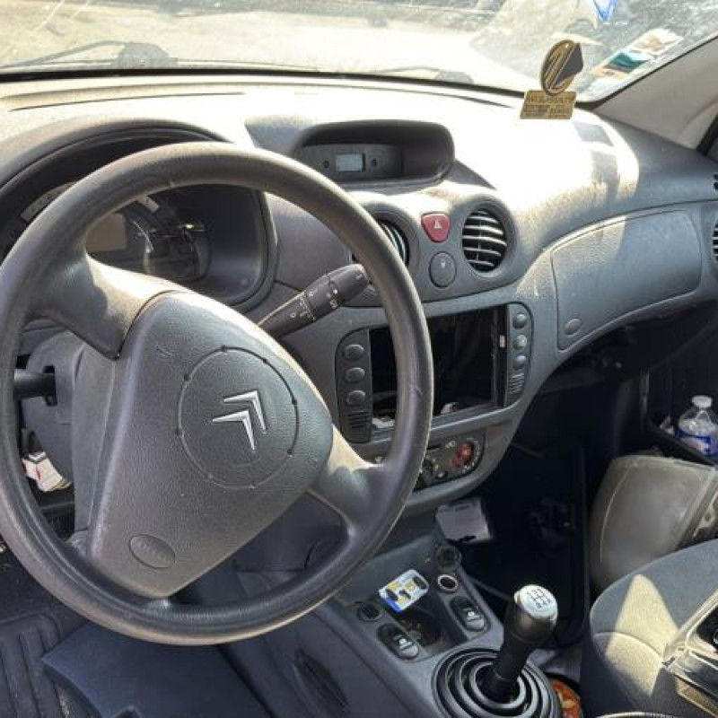 Porte avant droit CITROEN C2 Photo n°16