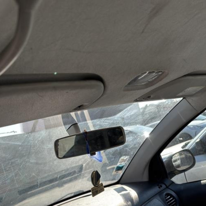 Porte avant droit CITROEN C2 Photo n°17