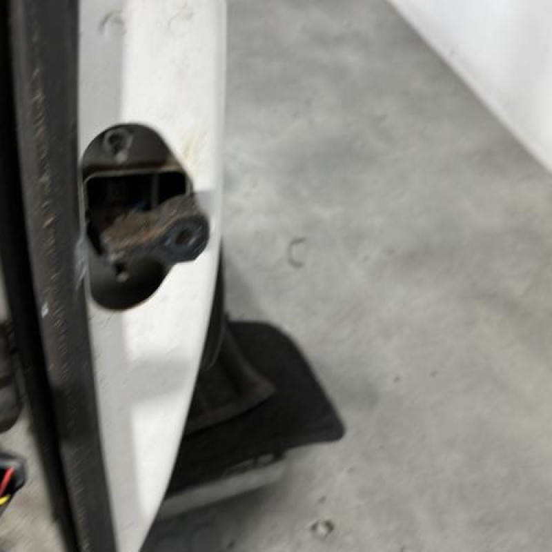 Porte avant droit VAUXHALL ASTRA J Photo n°6