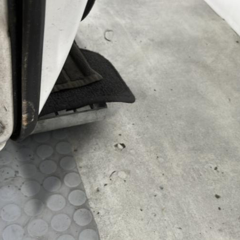 Porte avant droit VAUXHALL ASTRA J Photo n°7