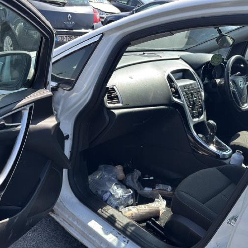Porte avant droit VAUXHALL ASTRA J Photo n°17