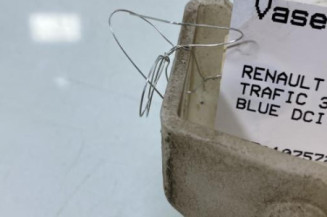 Vase de lave glace RENAULT TRAFIC 3 COURT