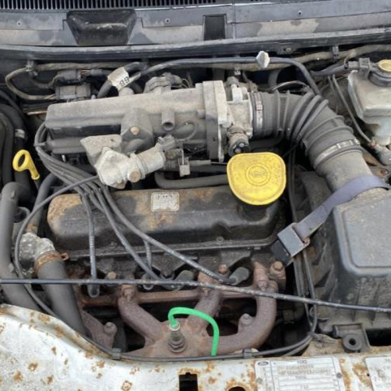 Porte avant gauche FORD KA 1 Photo n°9