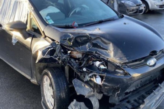 Pare choc arriere FORD FIESTA 6