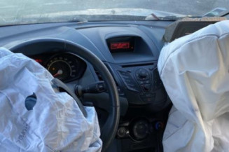 Pare choc arriere FORD FIESTA 6