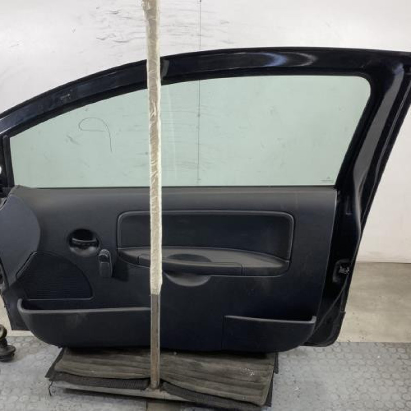 Porte avant droit CITROEN C2 Photo n°8