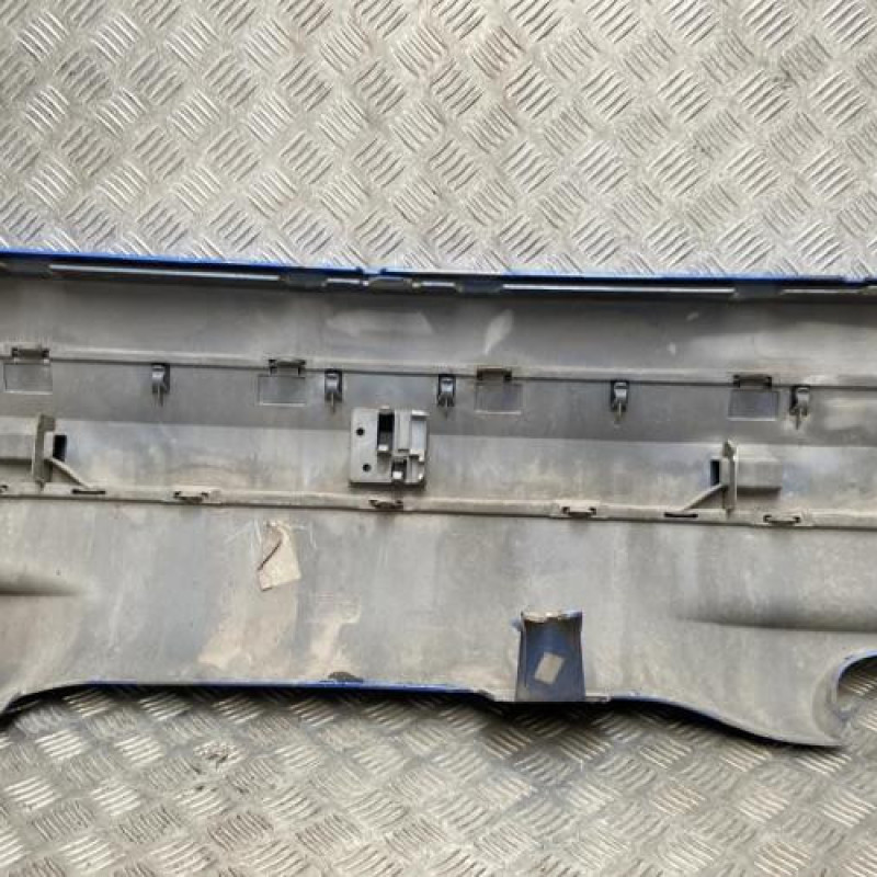 Pare choc arriere PEUGEOT 206+ Photo n°8