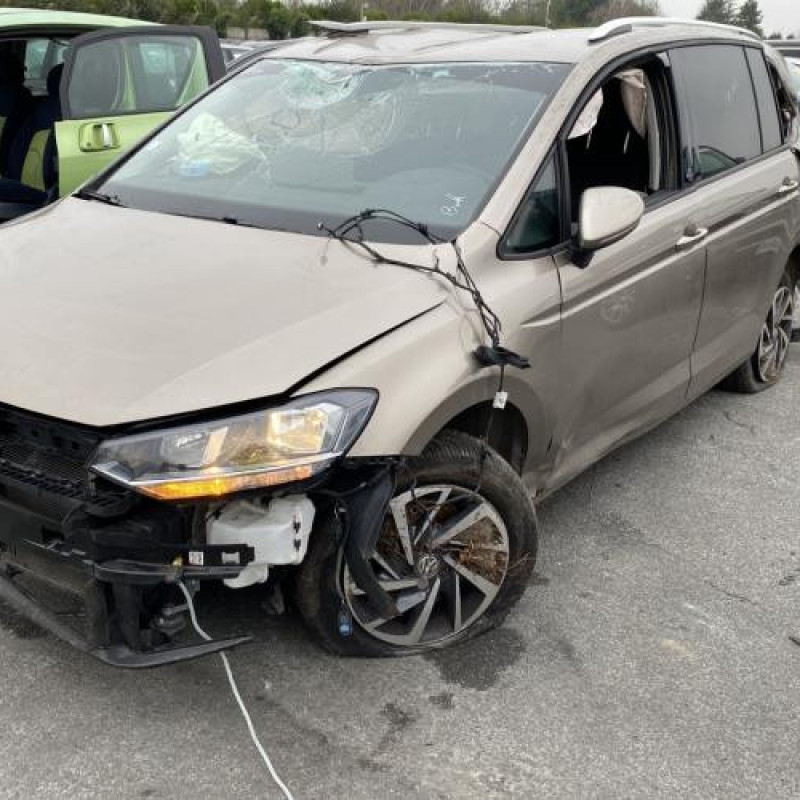 Moteur VOLKSWAGEN TOURAN 3 Photo n°5