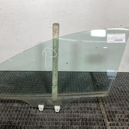 Vitre avant gauche MAZDA 3 3
