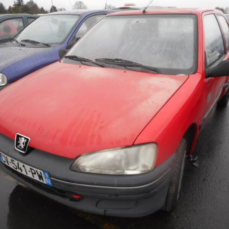 Pare choc avant PEUGEOT 106