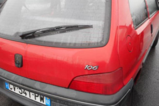 Pare choc avant PEUGEOT 106