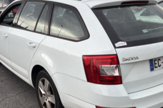 SKODA OCTAVIA 3 PHASE 1 BREAK 1.6 TDI - 16V TURBO