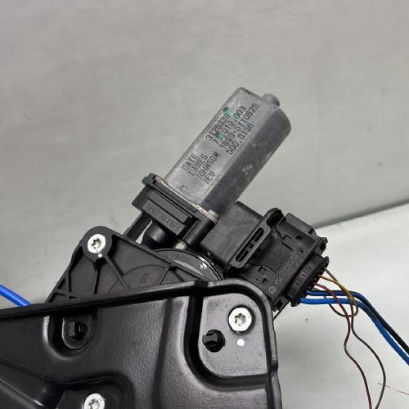Leve vitre electrique avant droit MINI MINI 3 F55 Photo n°6