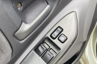 Bras essuie glace arriere TOYOTA YARIS 1