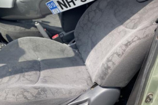 Bras essuie glace arriere TOYOTA YARIS 1