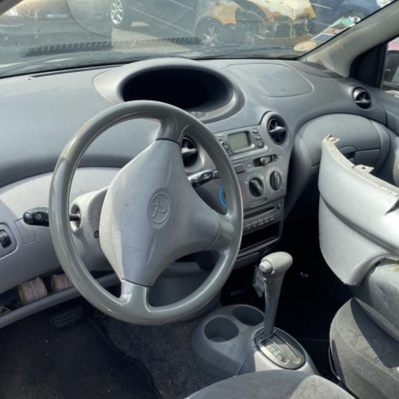 Bras essuie glace arriere TOYOTA YARIS 1 Photo n°17