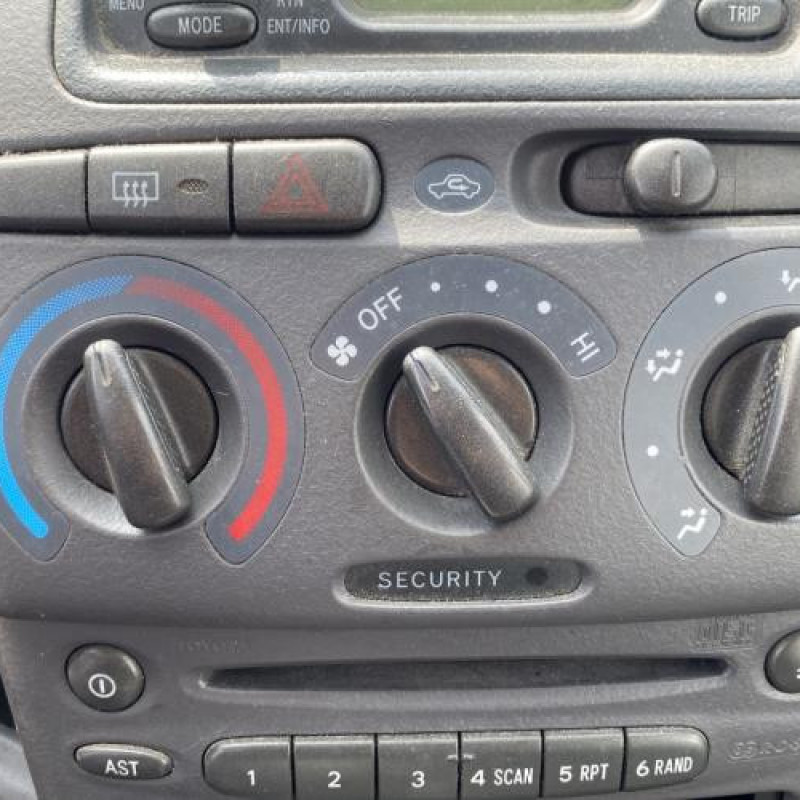 Bras essuie glace arriere TOYOTA YARIS 1 Photo n°20