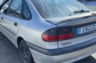 Bandeau de feu malle/hayon RENAULT LAGUNA 1