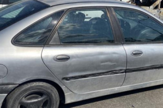 Bandeau de feu malle/hayon RENAULT LAGUNA 1