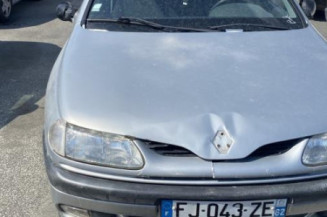 Bandeau de feu malle/hayon RENAULT LAGUNA 1