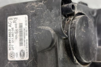 Anti brouillard droit (feux) VOLKSWAGEN POLO 5