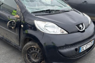 Pretensionneur de ceinture avant gauche PEUGEOT 107