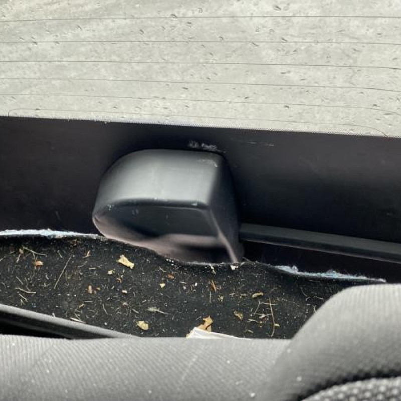 Vitre arriere gauche CITROEN C1 2 Photo n°18