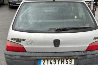 Capot PEUGEOT 106