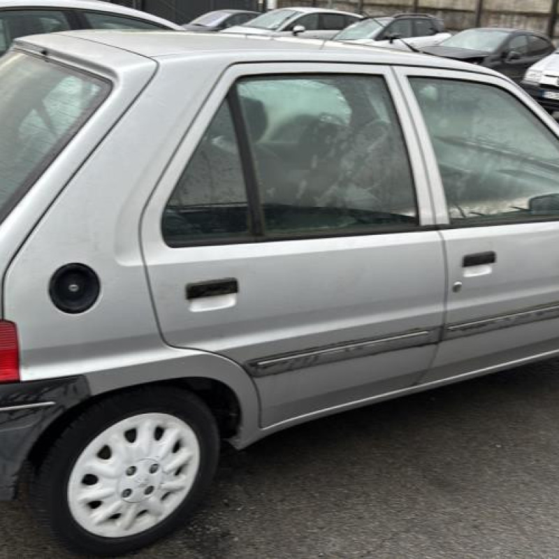 Capot PEUGEOT 106 Photo n°15
