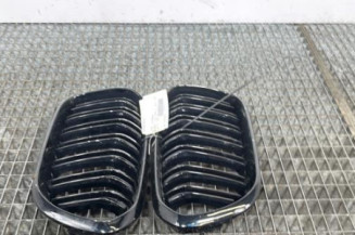 Calandre BMW SERIE 1 F20 Photo n°1