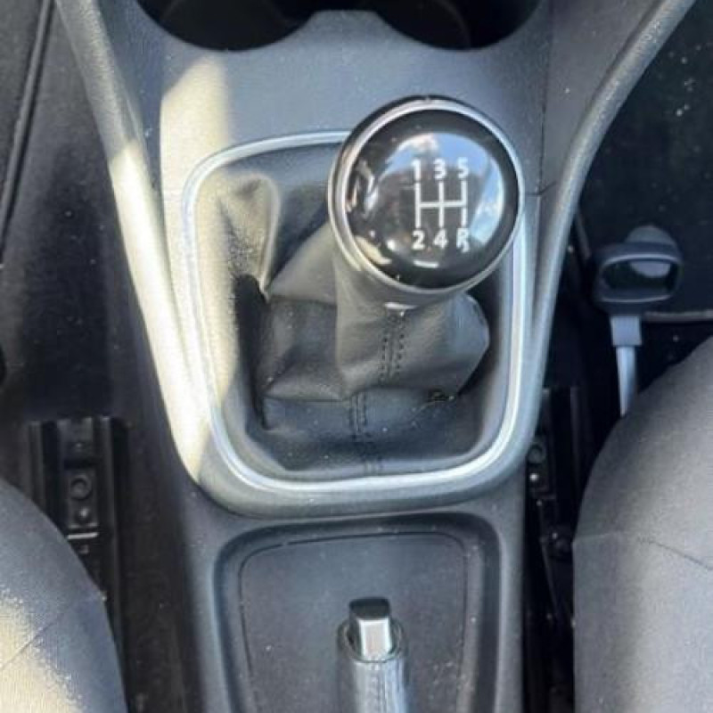 Calculateur moteur VOLKSWAGEN POLO 5 Photo n°17