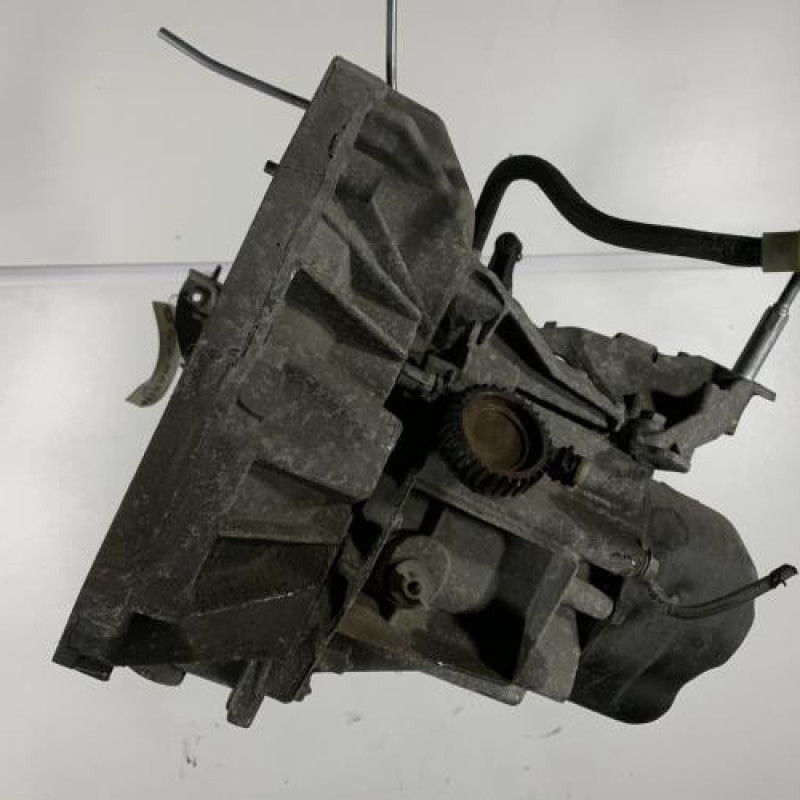 Boite de vitesses RENAULT CLIO 4 Photo n°2