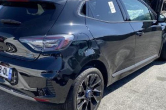 Renfort pare choc arriere (traverse) RENAULT CLIO 5