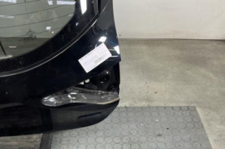 Malle/Hayon arriere RENAULT CLIO 5