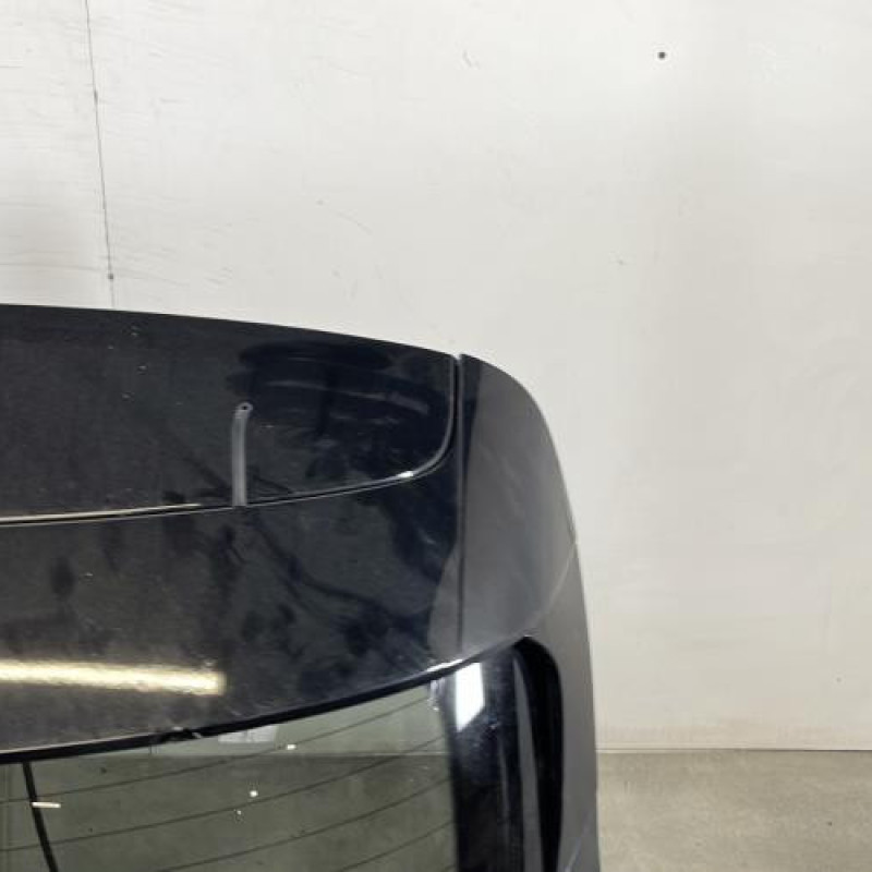 Malle/Hayon arriere RENAULT CLIO 5 Photo n°4