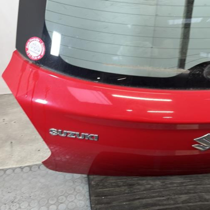 Malle/Hayon arriere SUZUKI SWIFT 5 Photo n°5