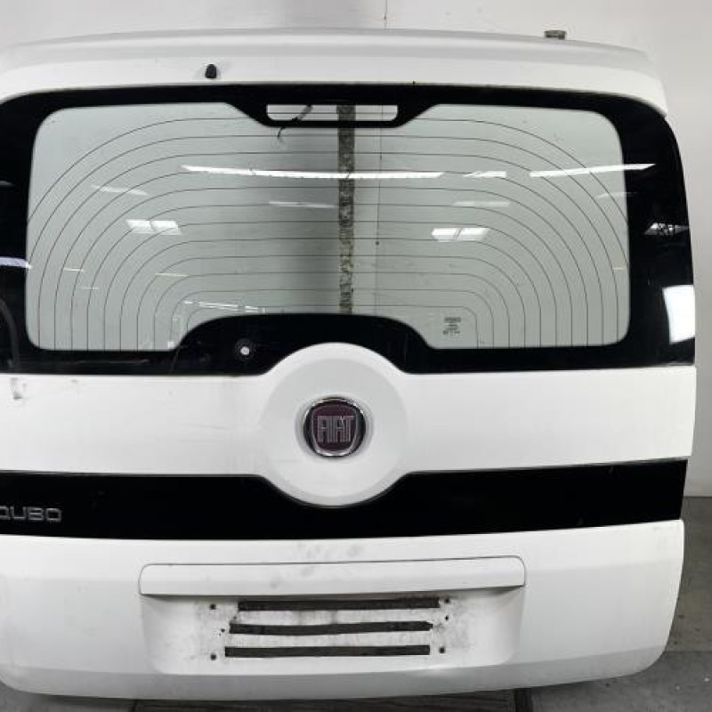 Malle/Hayon arriere FIAT QUBO Photo n°1