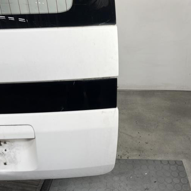 Malle/Hayon arriere FIAT QUBO Photo n°4