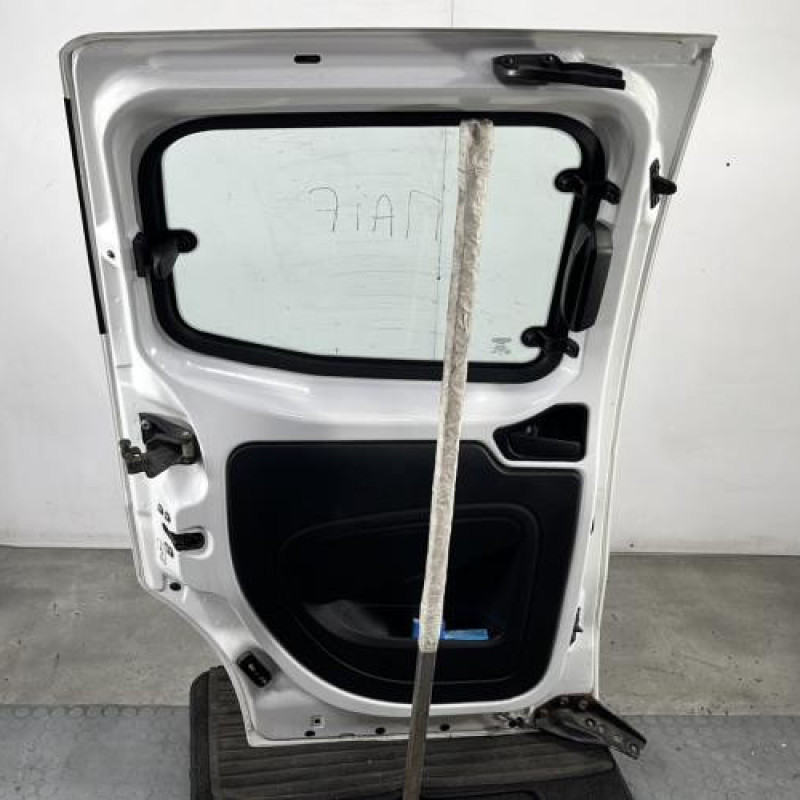 Porte laterale gauche FIAT QUBO Photo n°8