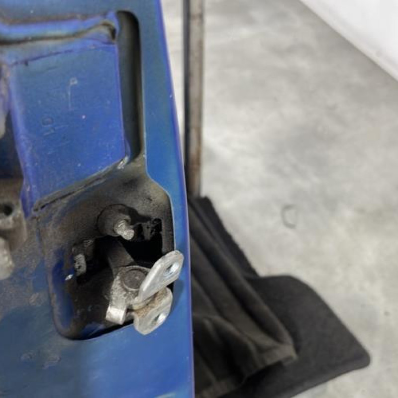 Porte avant droit CITROEN SAXO Photo n°4