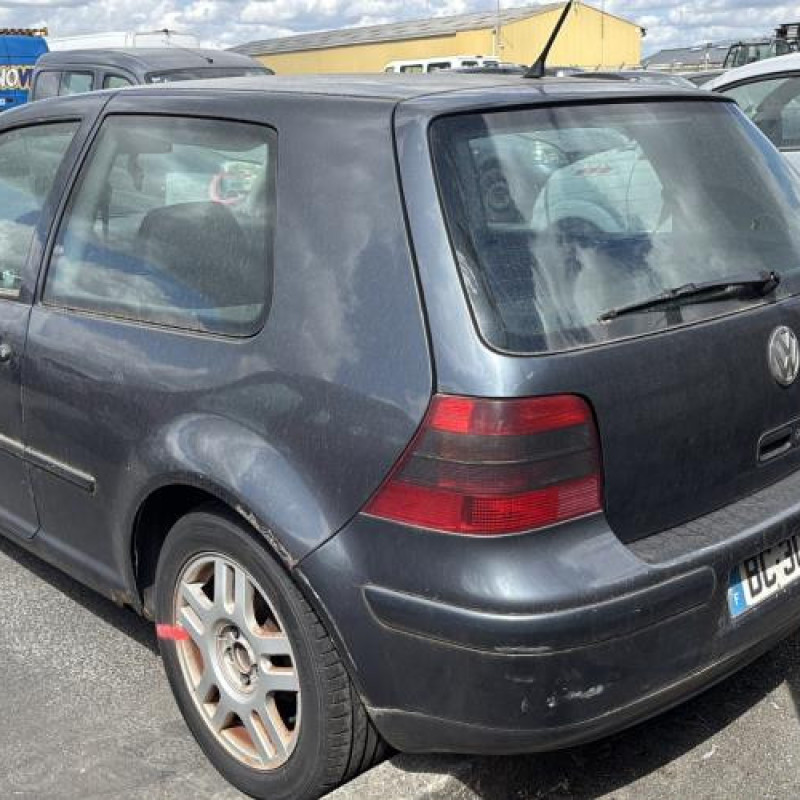 Pare choc avant VOLKSWAGEN GOLF 4 Photo n°10