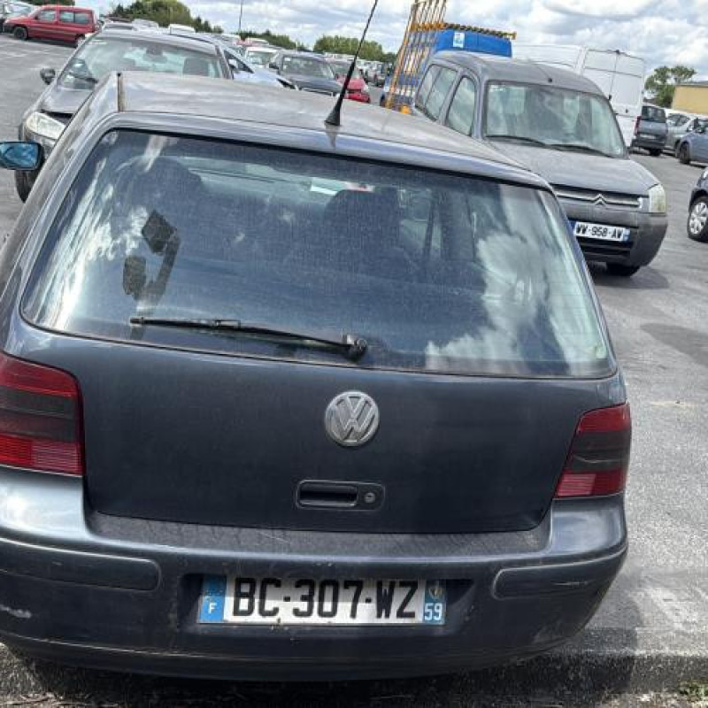 Pare choc avant VOLKSWAGEN GOLF 4 Photo n°11
