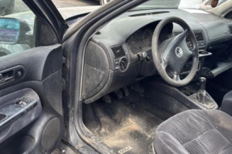 Pare choc avant VOLKSWAGEN GOLF 4