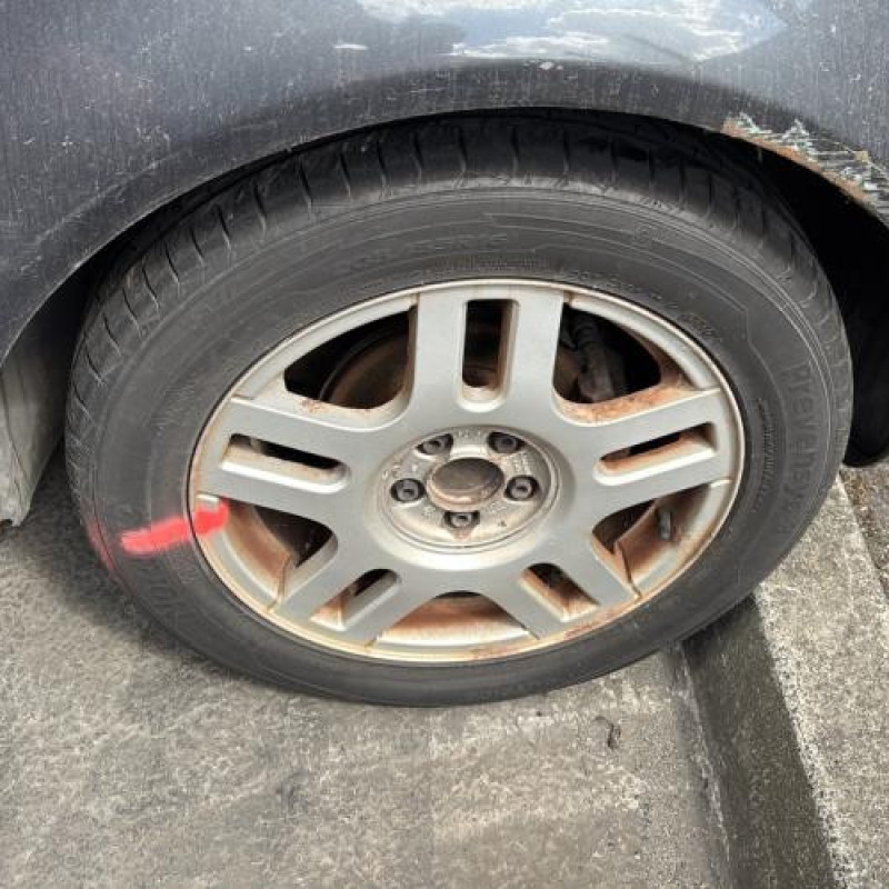 Pare choc avant VOLKSWAGEN GOLF 4 Photo n°17