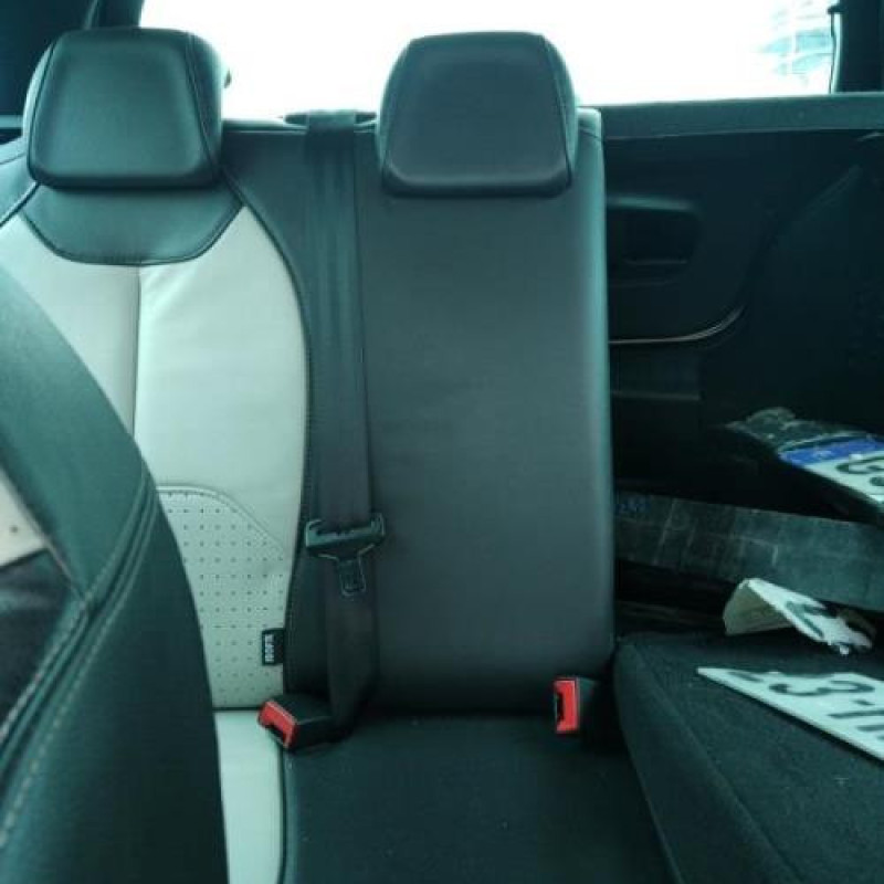 Pare choc arriere CITROEN DS3 Photo n°8